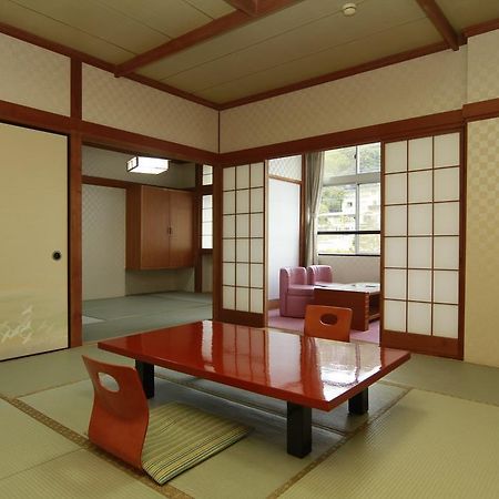 Отель Izunagaoka Onsen Azumaya Izunokuni Экстерьер фото