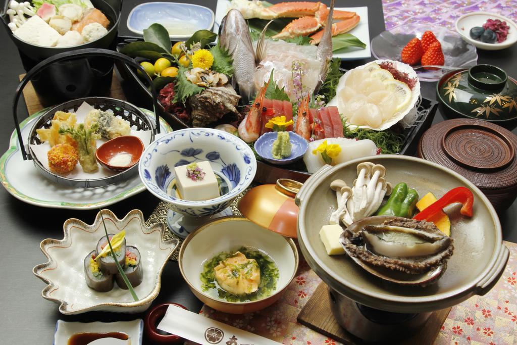 Отель Izunagaoka Onsen Azumaya Izunokuni Экстерьер фото