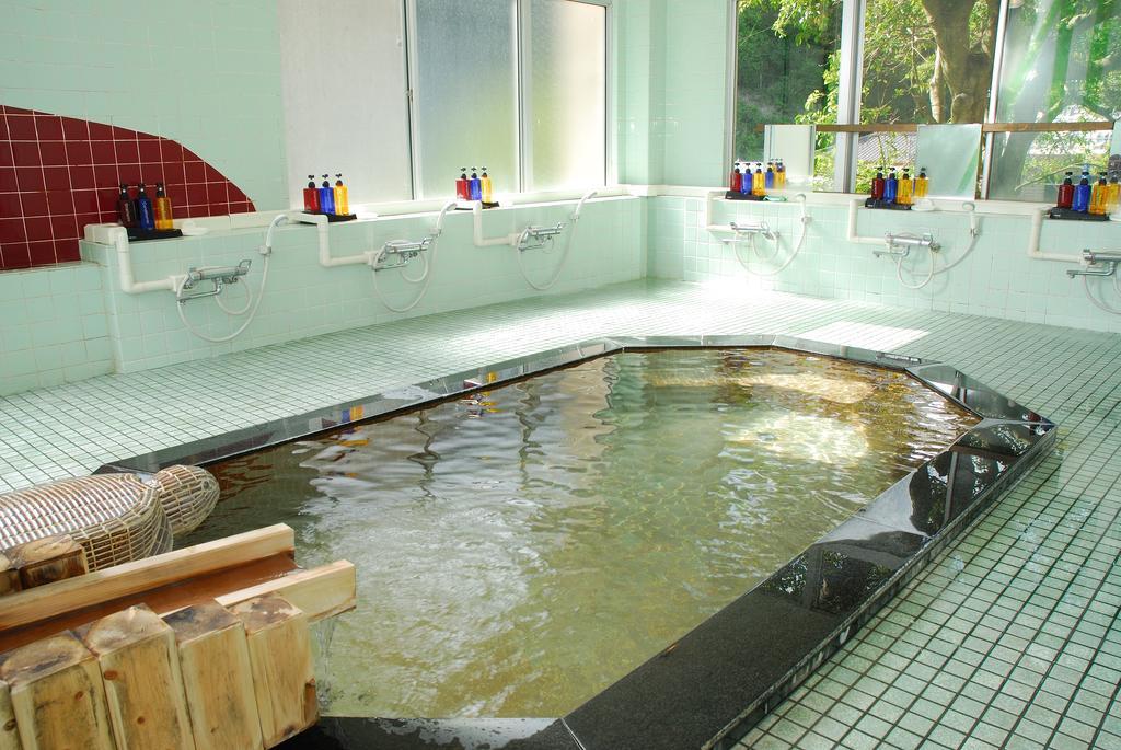 Отель Izunagaoka Onsen Azumaya Izunokuni Экстерьер фото